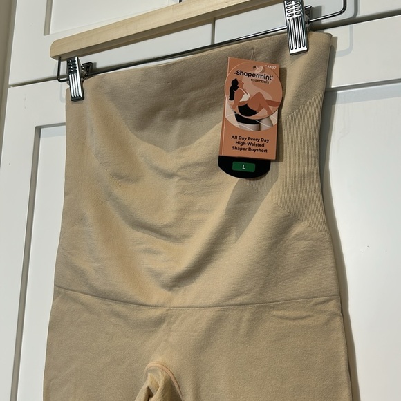 Shapermint All Day Every Day High-Waisted Shaper Boy Shorts Nude Size L NWT - Picture 8 of 15
